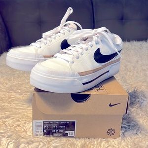 Women’s Nike Court Legacy Sneakers
